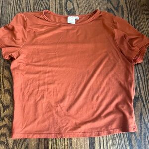 Burnt orange cropped t-shirt